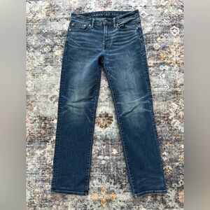 American Eagle Original Straight Airflex + Jeans - Size 29x30